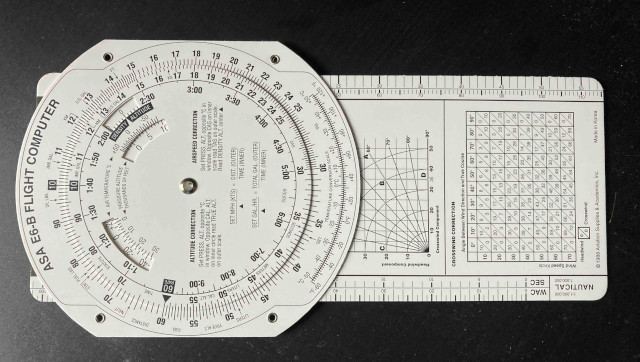 E6B analog flight computer